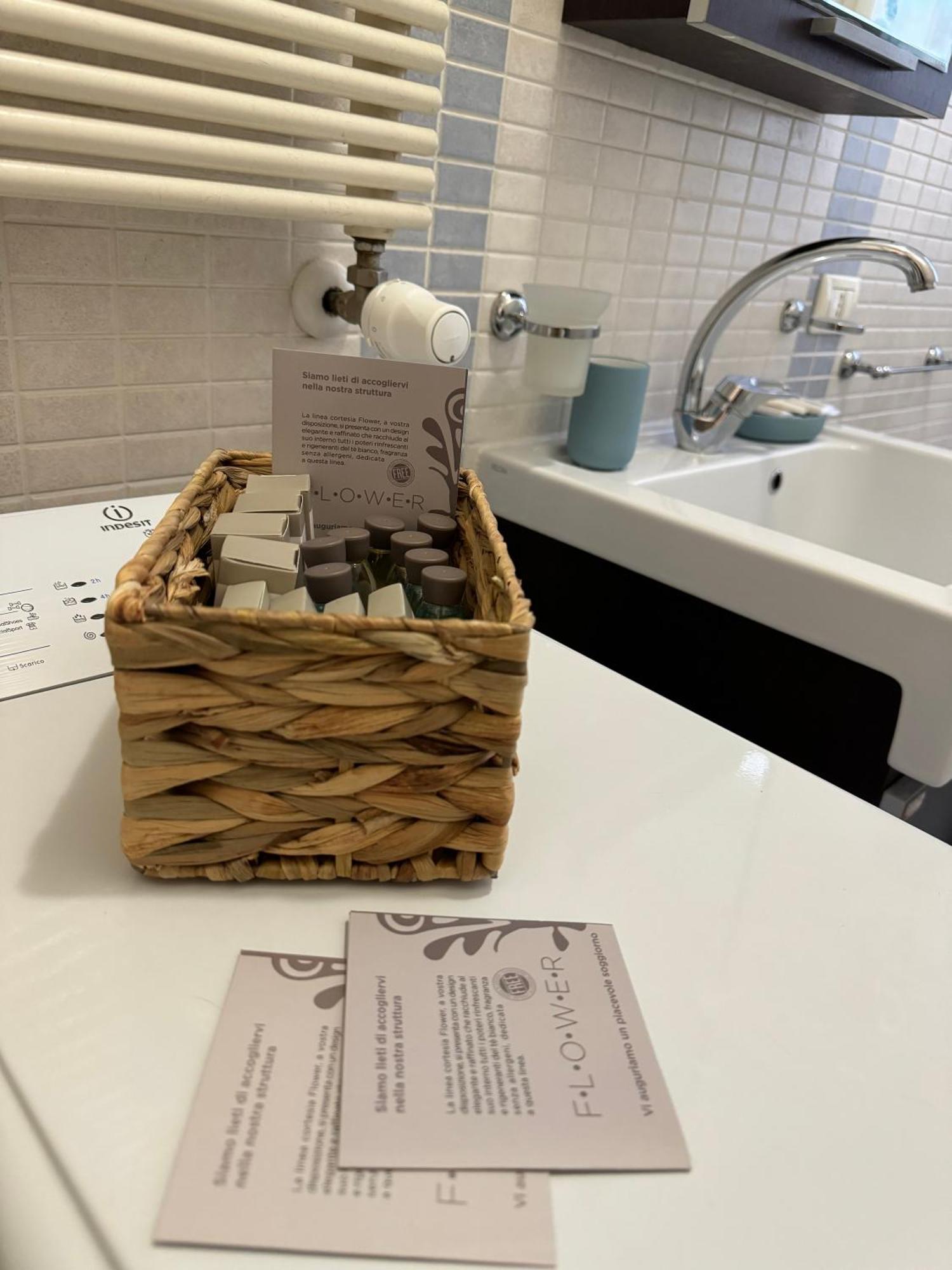 Dora Apartment Rzym Zewnętrze zdjęcie